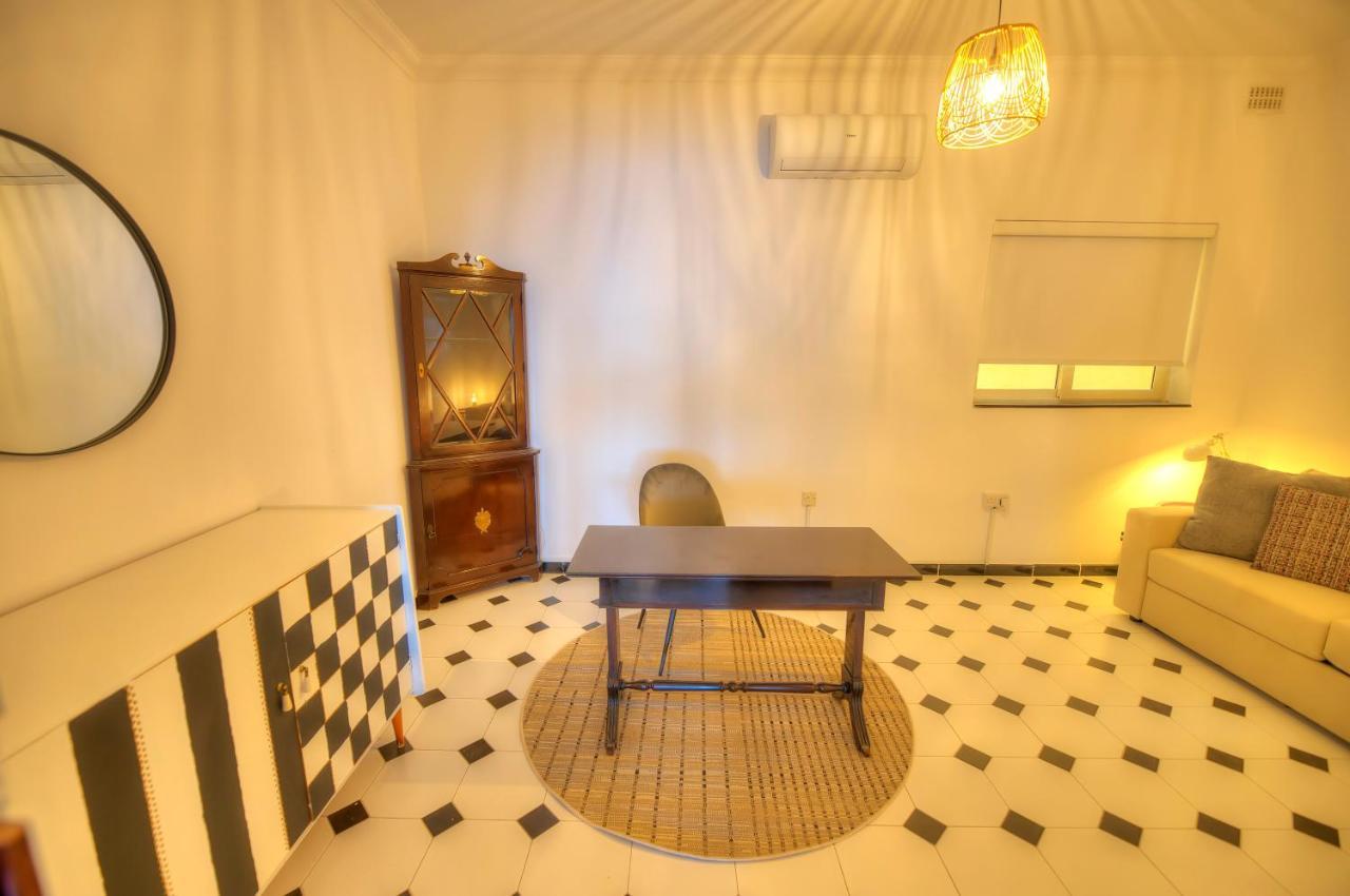 Beautifully Furnished Seafront 4 Bedrooms Goslm-4 Sliema Exterior foto